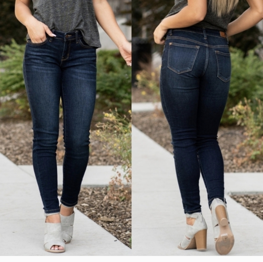 Judy Blue Dark Indigo High-Wait Skinny Jeans Sz.2XL NWT